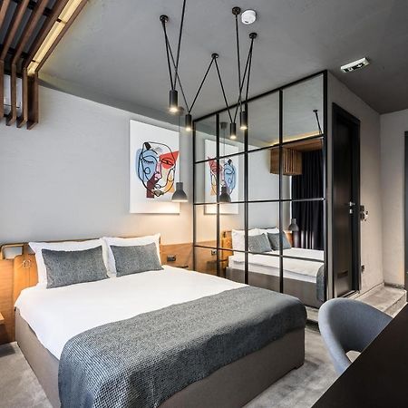 7 Rooms Suites Beograd Bagian luar foto