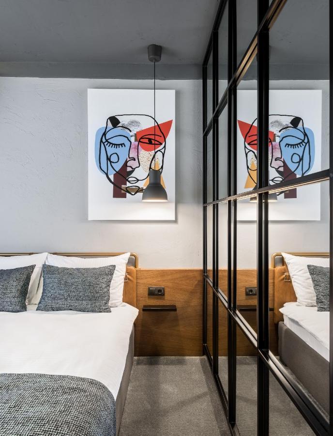 7 Rooms Suites Beograd Bagian luar foto